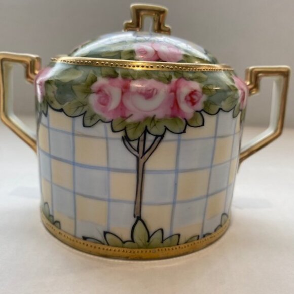 Vintage hand painted Nippon Lidded pot. Japan. Excellent condition. - Picture 4 of 11